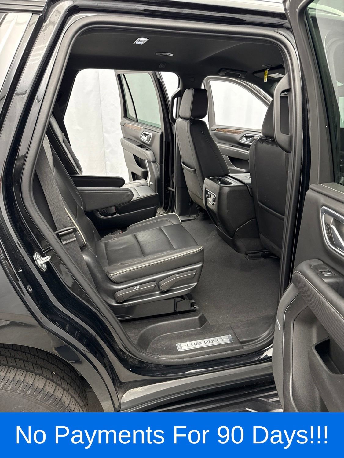 Used 2023 Chevrolet Tahoe Premier AWD/4WD image 30