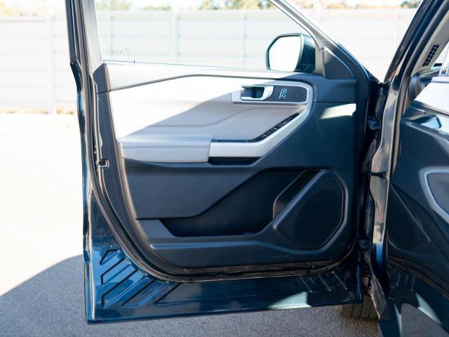 Certified 2022 Ford Explorer XLT w/ Equipment Group 202A image 14