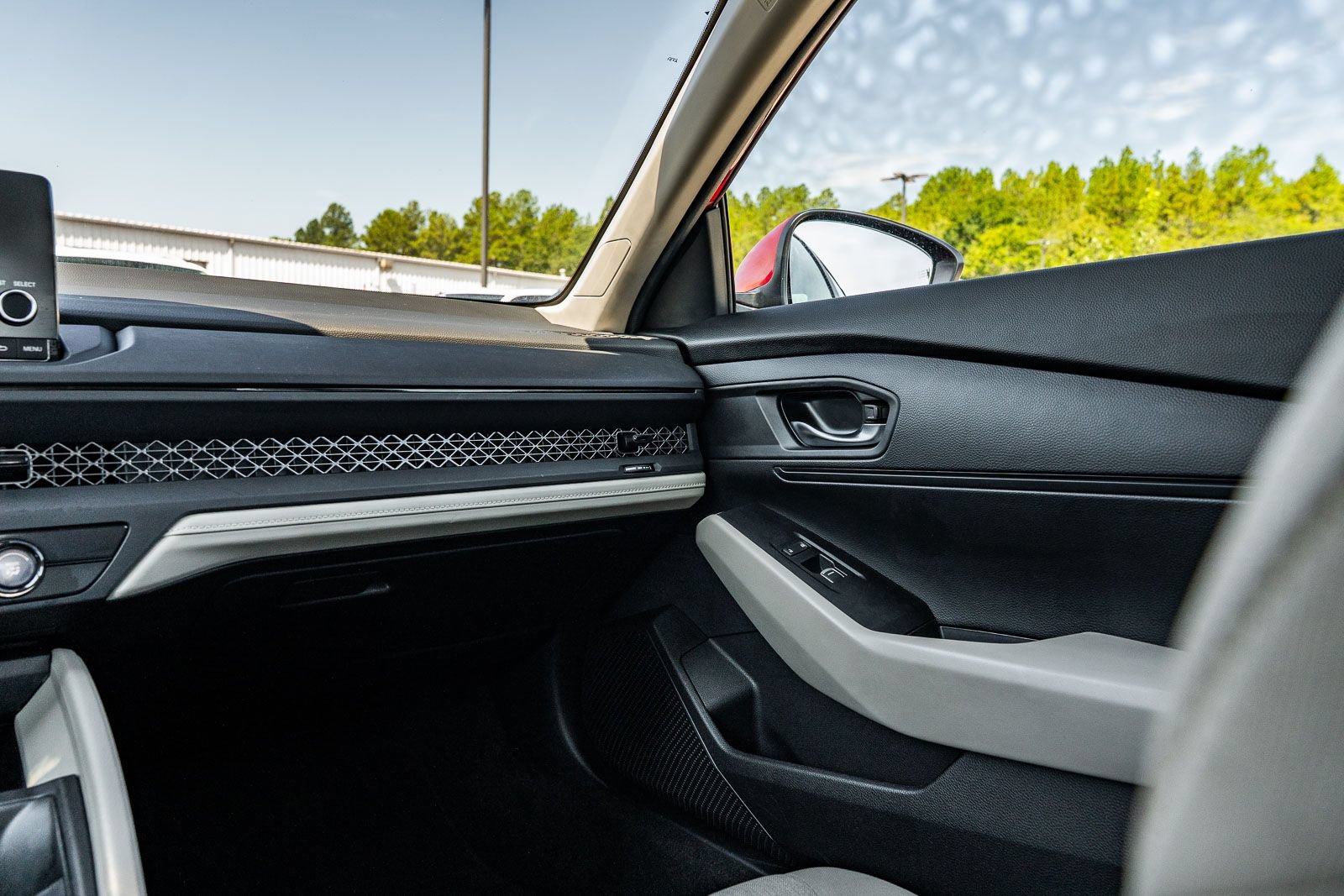 Used 2025 Honda Accord LX image 29