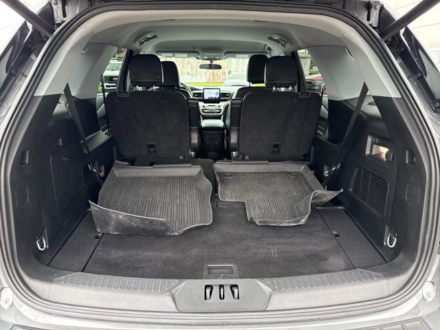 Certified 2023 Ford Explorer XLT w/ Equipment Group 202A AWD/4WD image 6