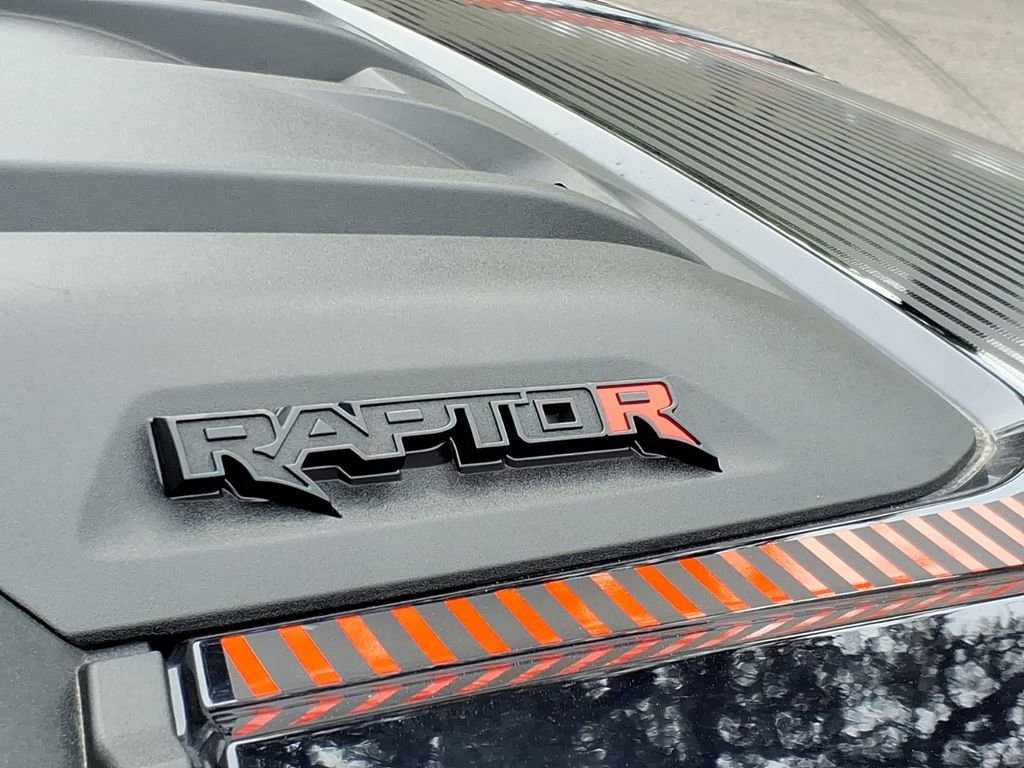 Certified 2025 Ford F150 Raptor w/ Equipment Group 803A Raptor R AWD/4WD image 9