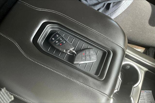 Used 2021 Chevrolet Tahoe Z71 w/ Luxury Package image 16