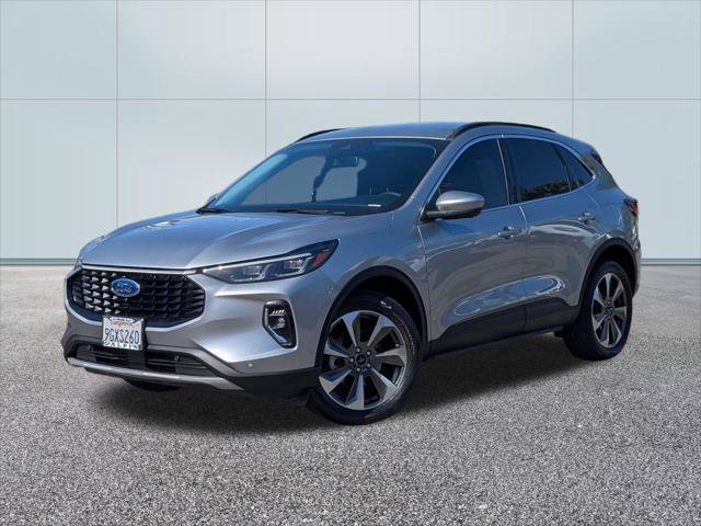 Certified 2023 Ford Escape Platinum AWD/4WD image 1