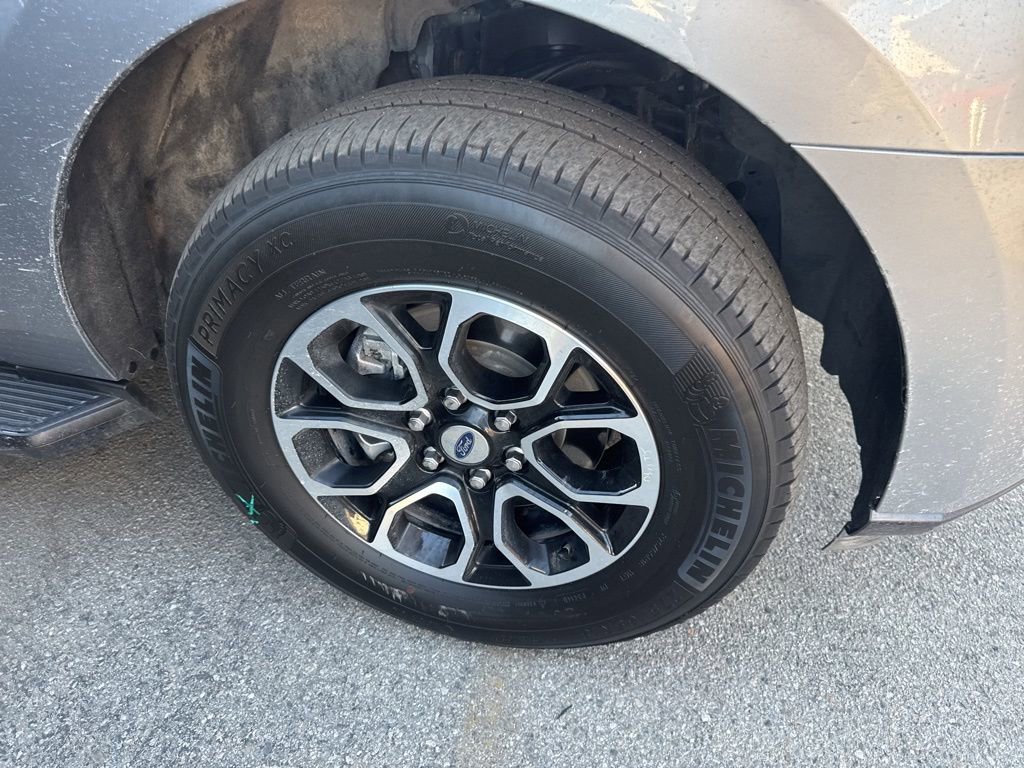 Certified 2024 Ford Expedition Max XLT image 10