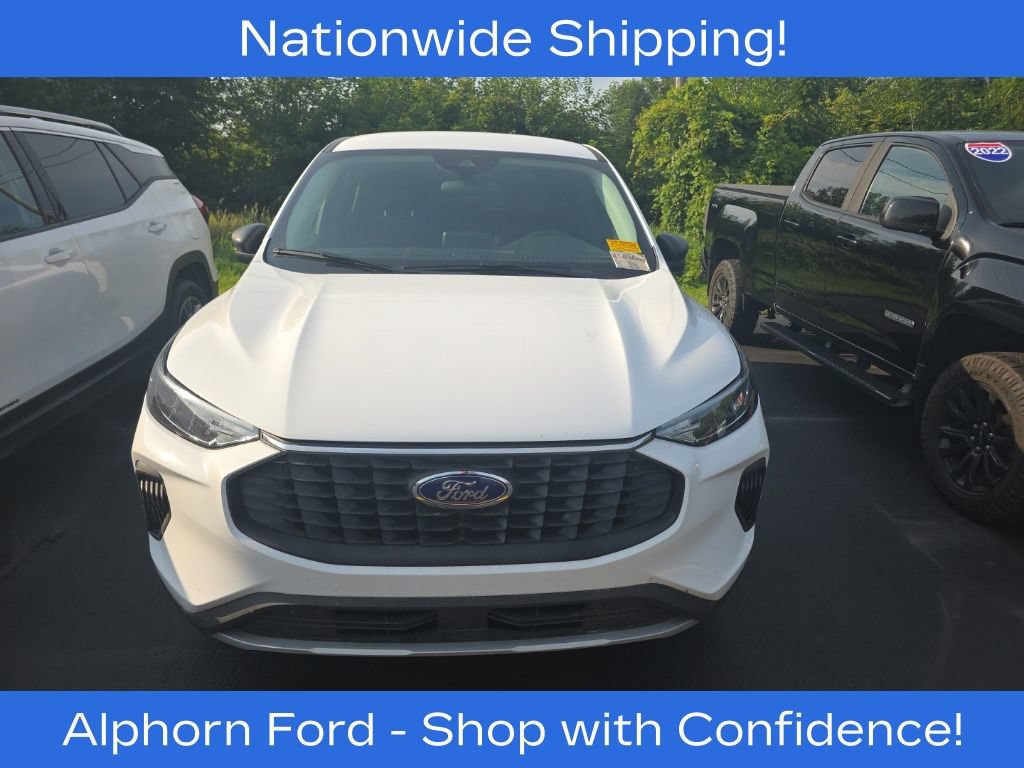 Certified 2025 Ford Escape Active AWD/4WD image 2