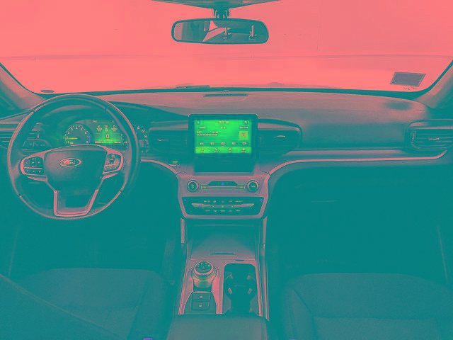 Certified 2023 Ford Explorer XLT image 7