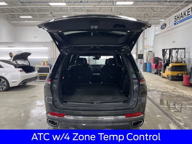Used 2023 Jeep Grand Cherokee L Overland w/ Luxury Tech Group IV AWD/4WD image 12