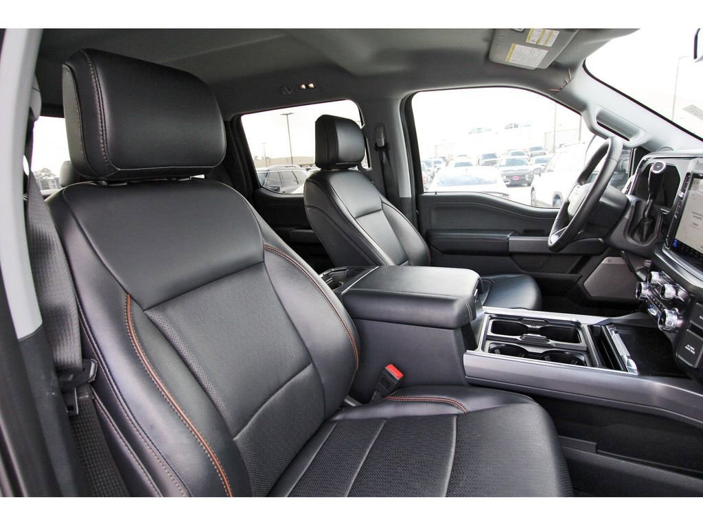 Certified 2025 Ford F250 Lariat w/ FX4 Off-Road Package image 29