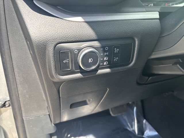 Certified 2024 Ford Explorer XLT w/ Equipment Group 202A AWD/4WD image 15