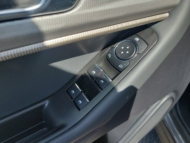 Certified 2025 Ford Explorer Active w/ Active Comfort Package RWD image 17
