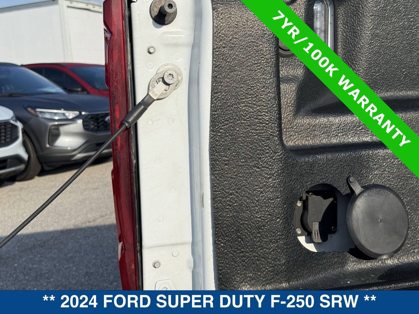 Certified 2024 Ford F250 Lariat w/ FX4 Off-Road Package image 15