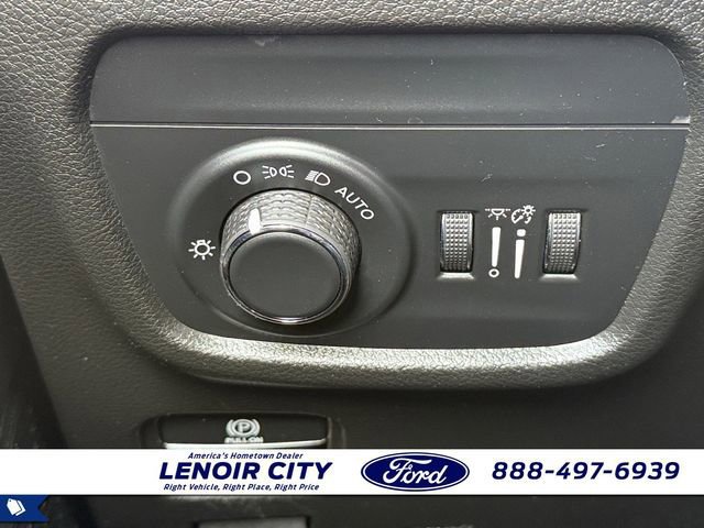 Used 2023 Jeep Grand Cherokee L Laredo image 19