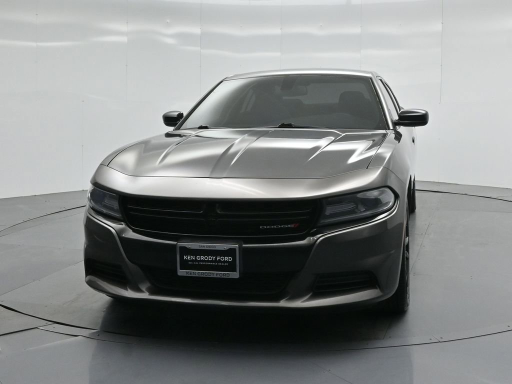 Used 2017 Dodge Charger SE w/ Blacktop Package RWD image 54