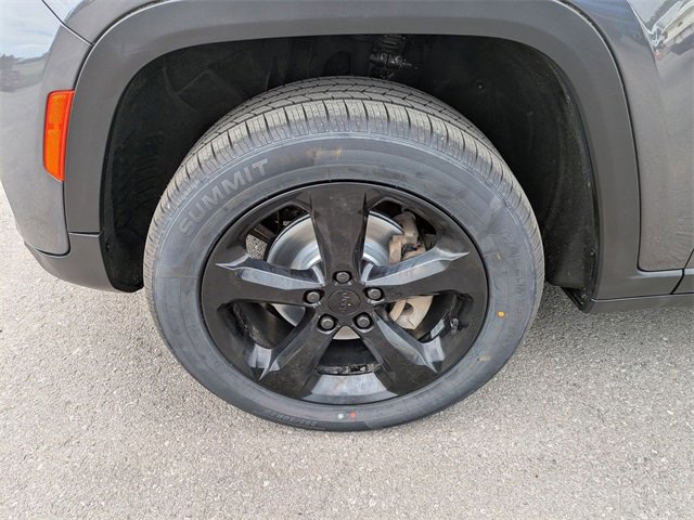 Used 2022 Jeep Grand Cherokee Altitude image 26