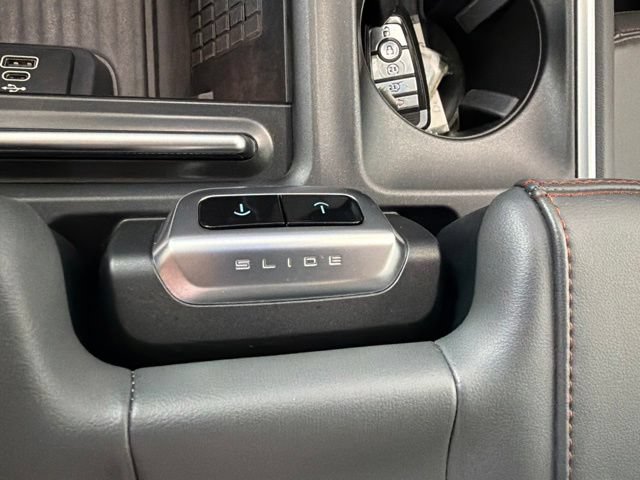 Certified 2025 Ford Expedition Active AWD/4WD image 39