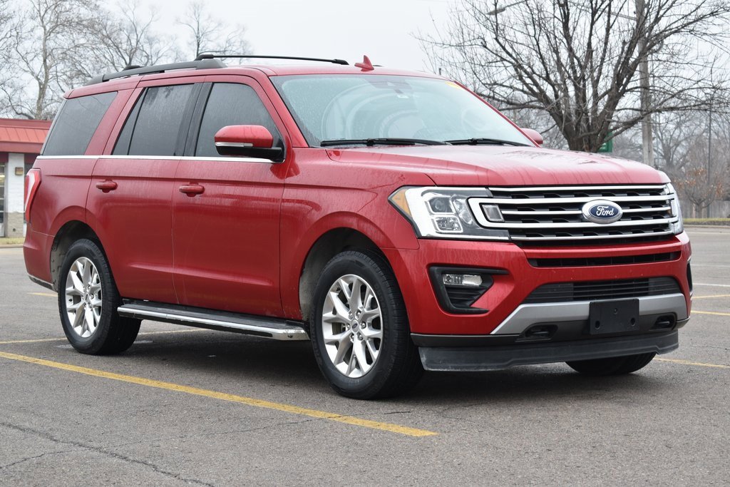 Certified 2020 Ford Expedition XLT w/ Equipment Group 202A image 3