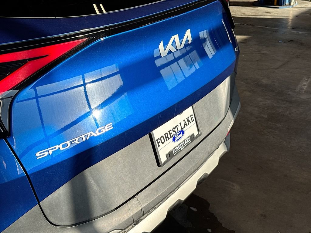 Used 2023 Kia Sportage EX image 11