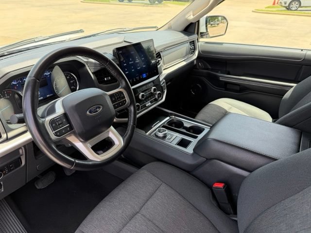 Certified 2024 Ford Expedition XLT RWD image 13