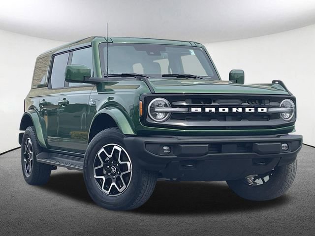 Certified 2025 Ford Bronco Outer Banks AWD/4WD image 2