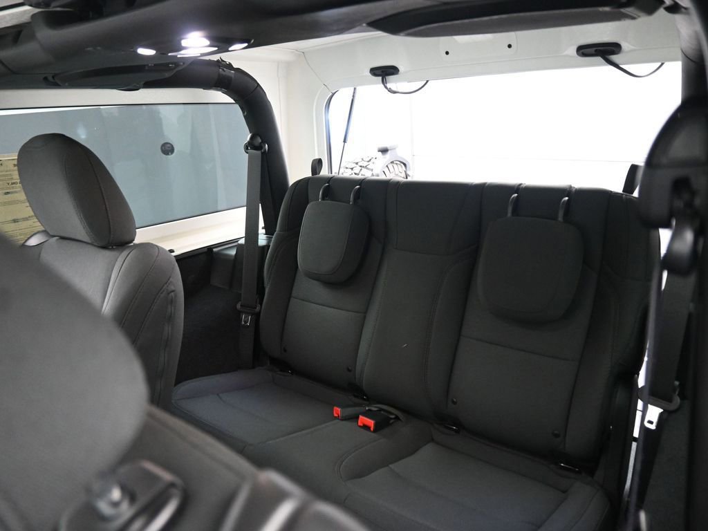 Used 2023 Jeep Wrangler Willys image 46