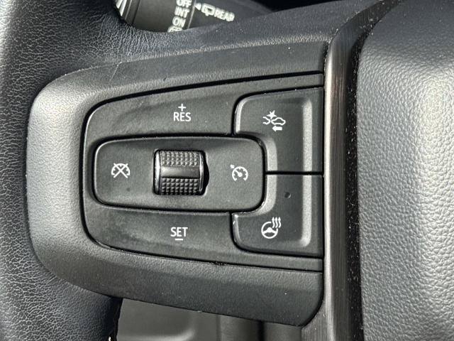 Used 2022 GMC Yukon AT4 w/ Technology Package AWD/4WD image 31