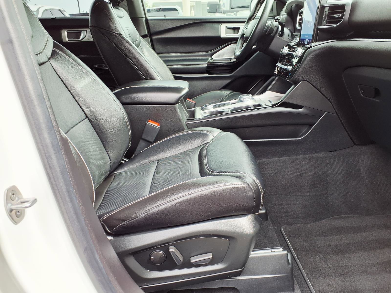 Certified 2022 Ford Explorer ST w/ Equipment Group 401A image 10