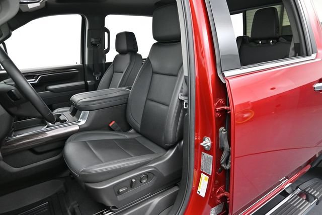 Used 2025 Chevrolet Silverado 2500 LTZ w/ LTZ Convenience Package AWD/4WD image 14