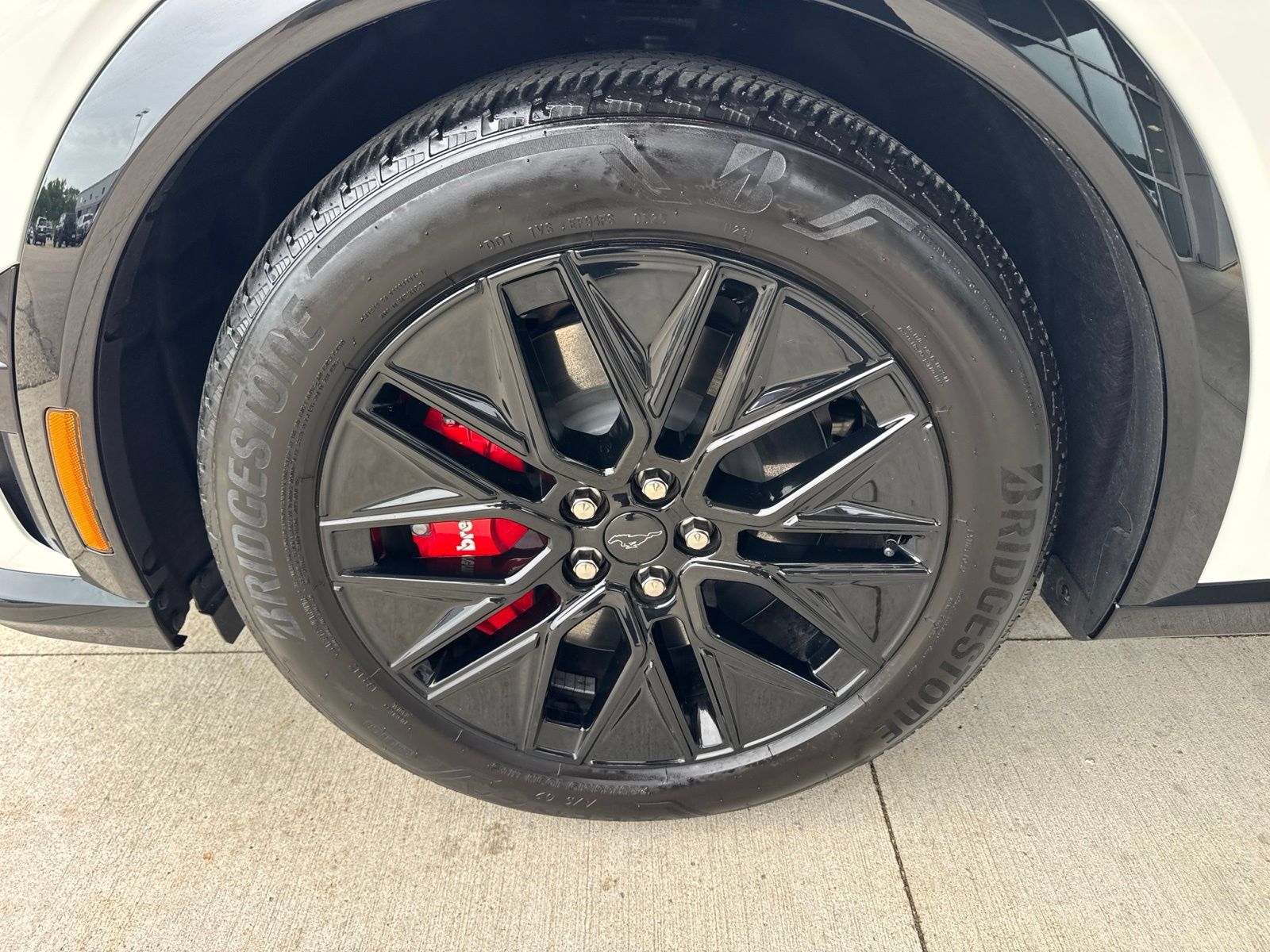 Certified 2025 Ford Mustang Mach-E Premium w/ Sport Appearance Package AWD/4WD image 18