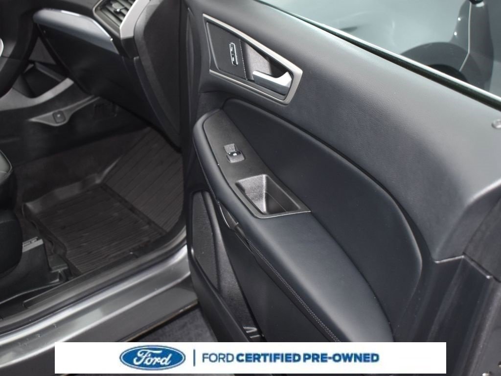 Certified 2022 Ford Edge SEL w/ Convenience Package image 13