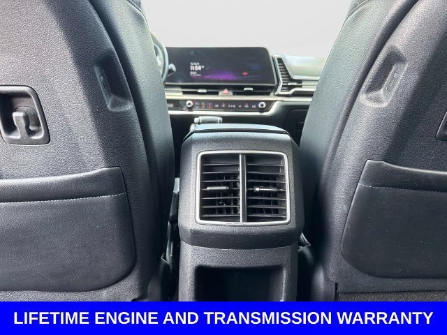 Used 2023 Kia Sportage EX AWD/4WD image 17