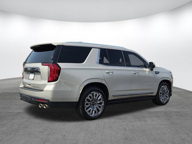 Used 2023 GMC Yukon Denali Ultimate AWD/4WD image 4