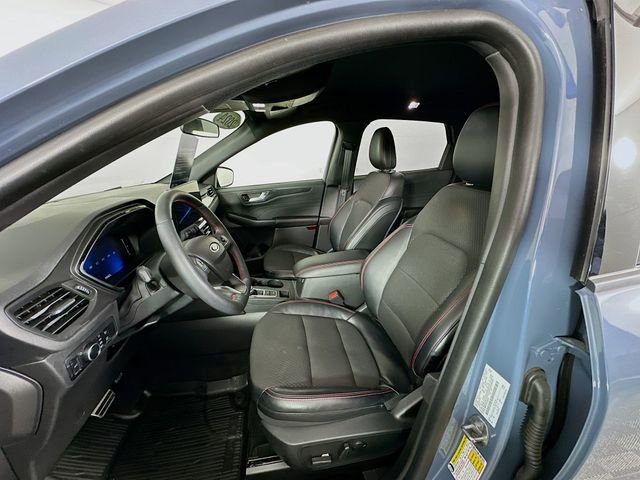 Certified 2024 Ford Escape ST-Line w/ Tech Pack #1 AWD/4WD image 29