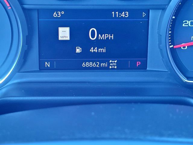 Used 2021 Chevrolet Suburban LT w/ Rear Media and Nav Package image 22