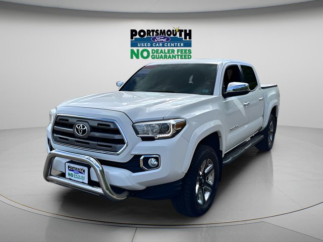 Used 2017 Toyota Tacoma Limited w/ Tow Package AWD/4WD image 17