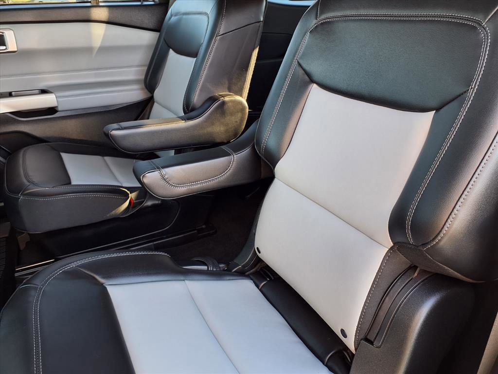 Certified 2023 Ford Explorer XLT w/ Equipment Group 202A image 10