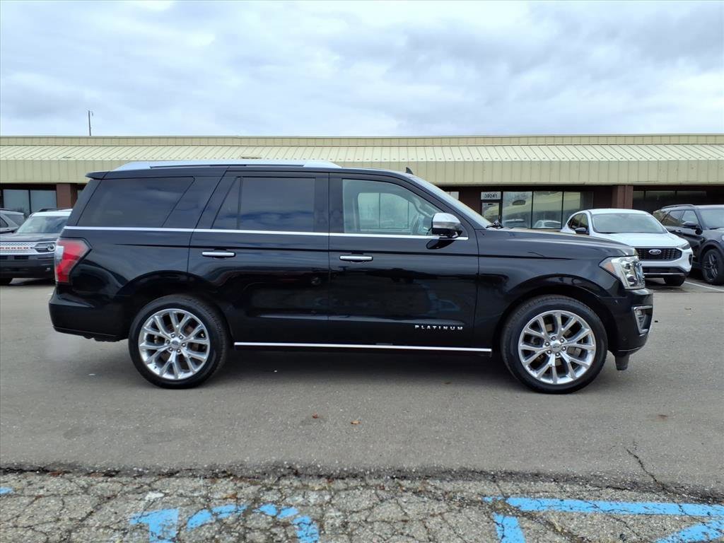 Certified 2018 Ford Expedition Platinum image 6