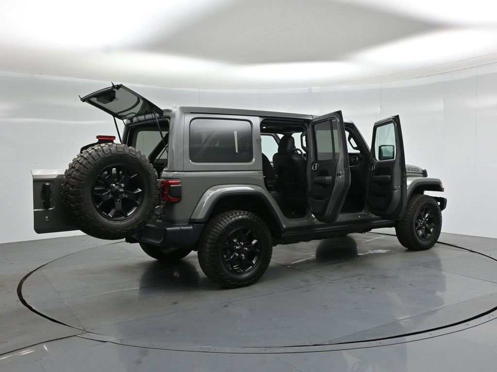 Used 2019 Jeep Wrangler Unlimited Sahara w/ Quick Order Package 24M Moab AWD/4WD image 6