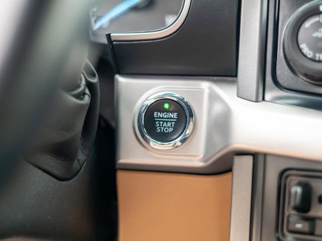 Certified 2022 Ford F150 XLT w/ Equipment Group 302A High image 33