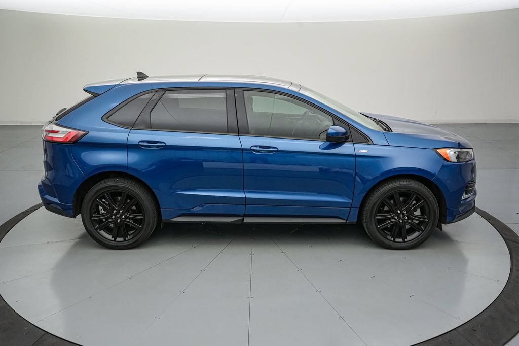 Certified 2023 Ford Edge ST-Line AWD/4WD image 3