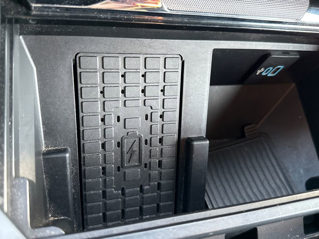 Certified 2024 Ford F350 Lariat image 24