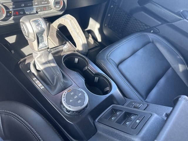 Certified 2025 Ford Bronco Badlands image 18