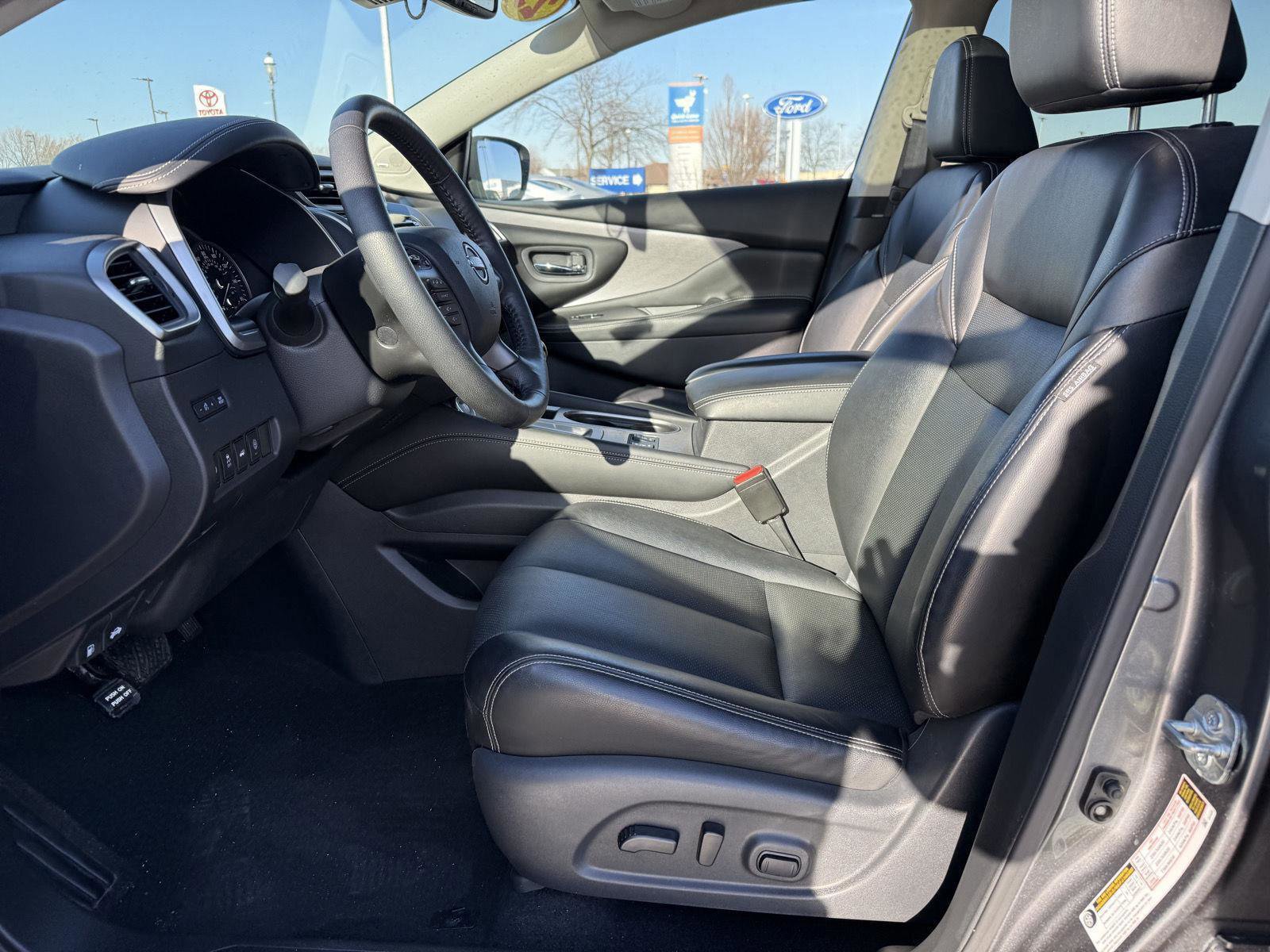 Used 2023 Nissan Murano SL image 11