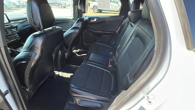 Certified 2025 Ford Escape ST-Line Select AWD/4WD image 15