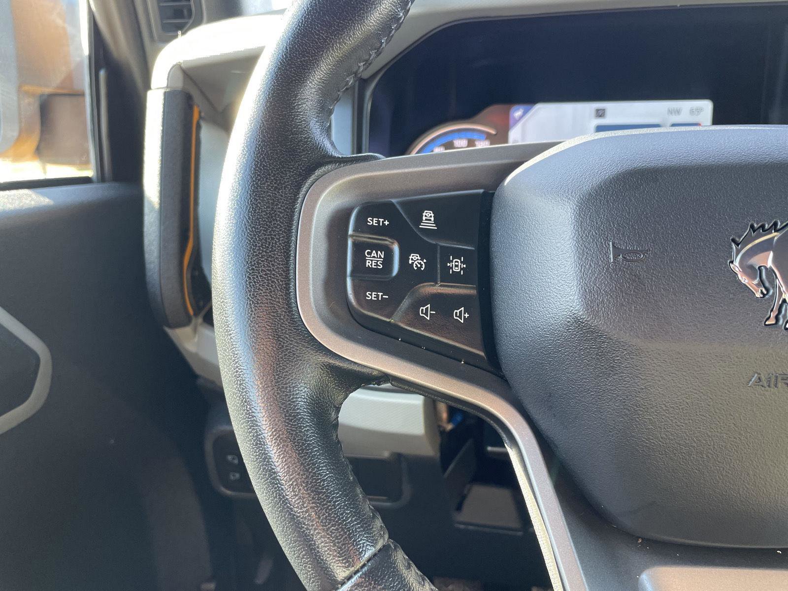 Certified 2022 Ford Bronco Badlands AWD/4WD image 13