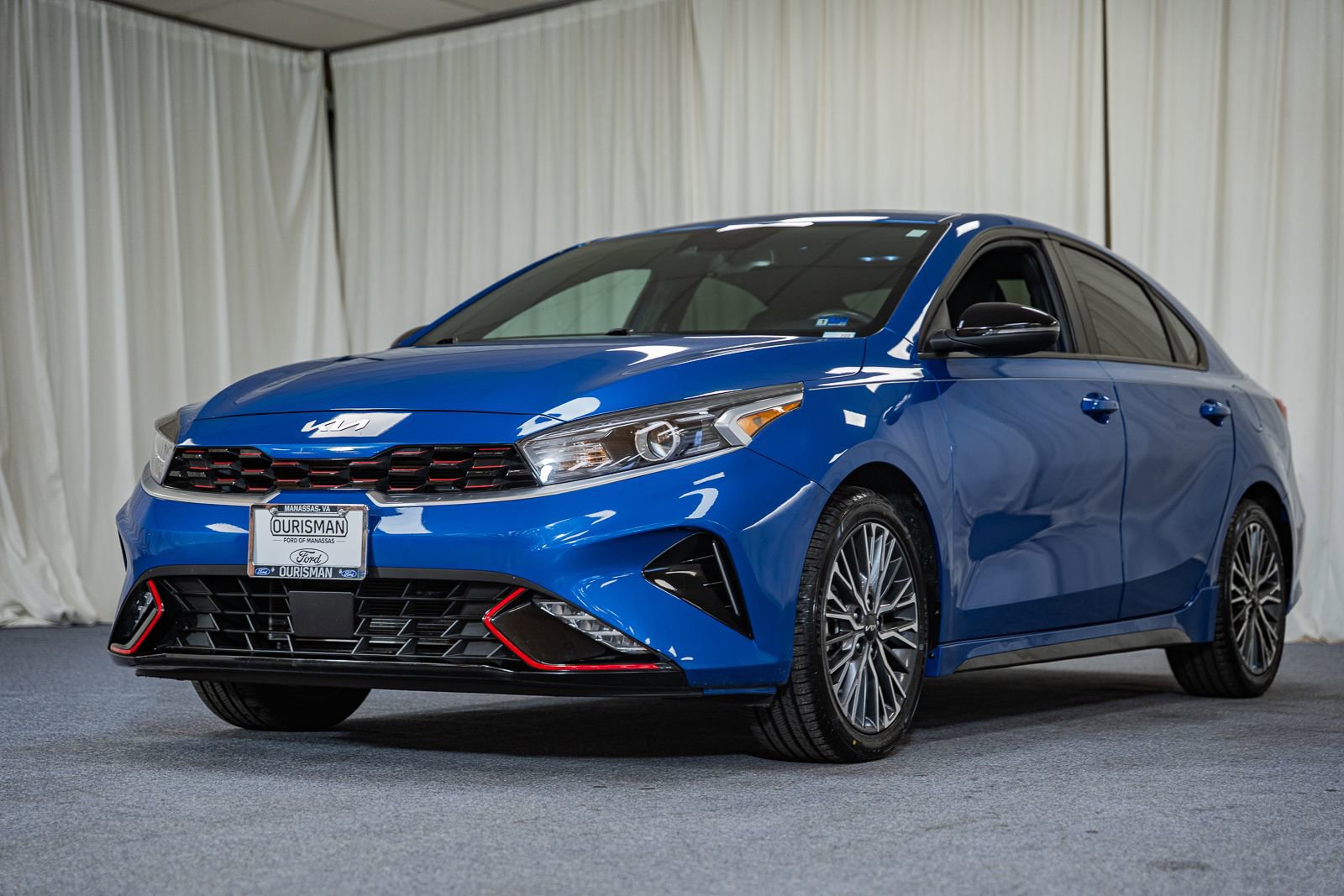 Used 2023 Kia Forte GT-Line w/ GT-Line Premium Package image 3