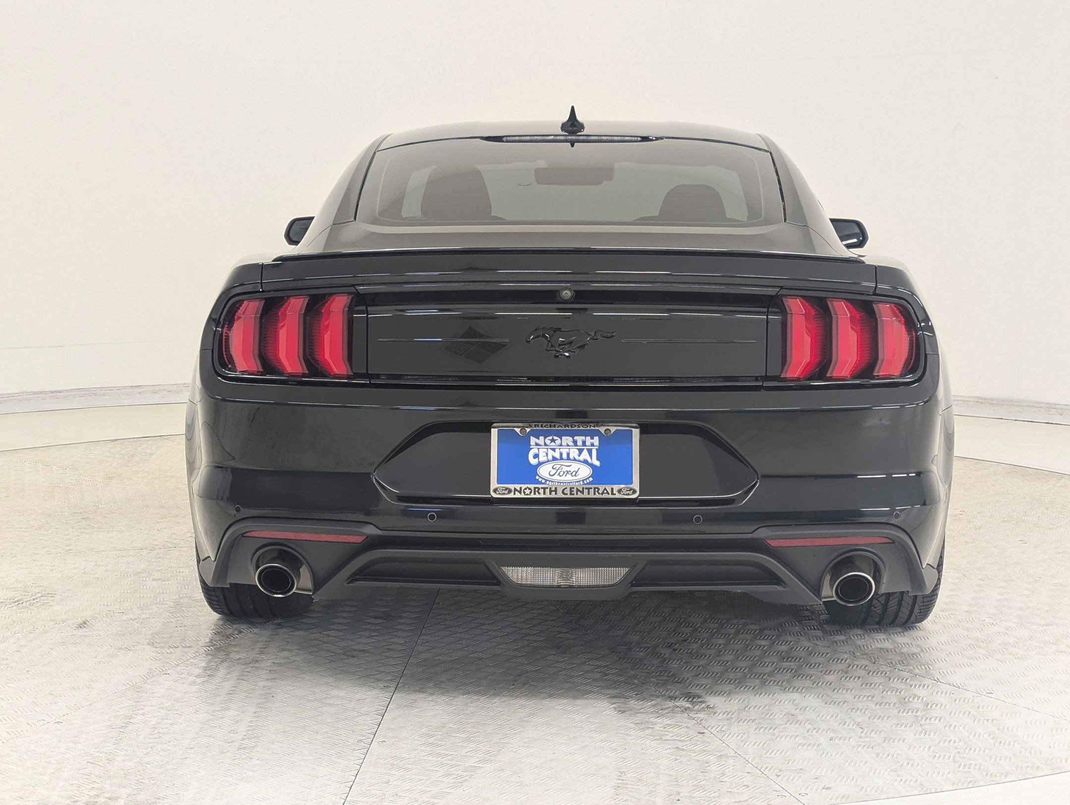 Certified 2022 Ford Mustang Coupe w/ Equipment Group 101A image 9