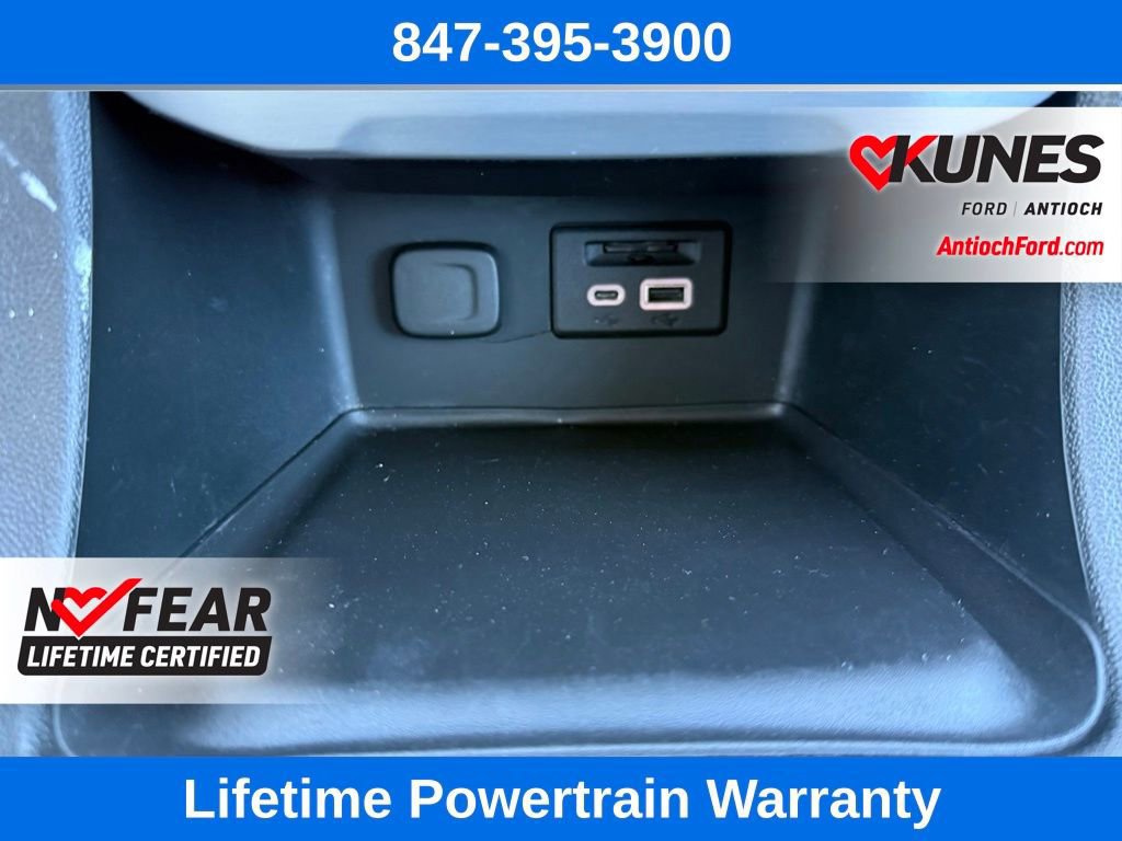 Used 2023 GMC Acadia SLT image 44