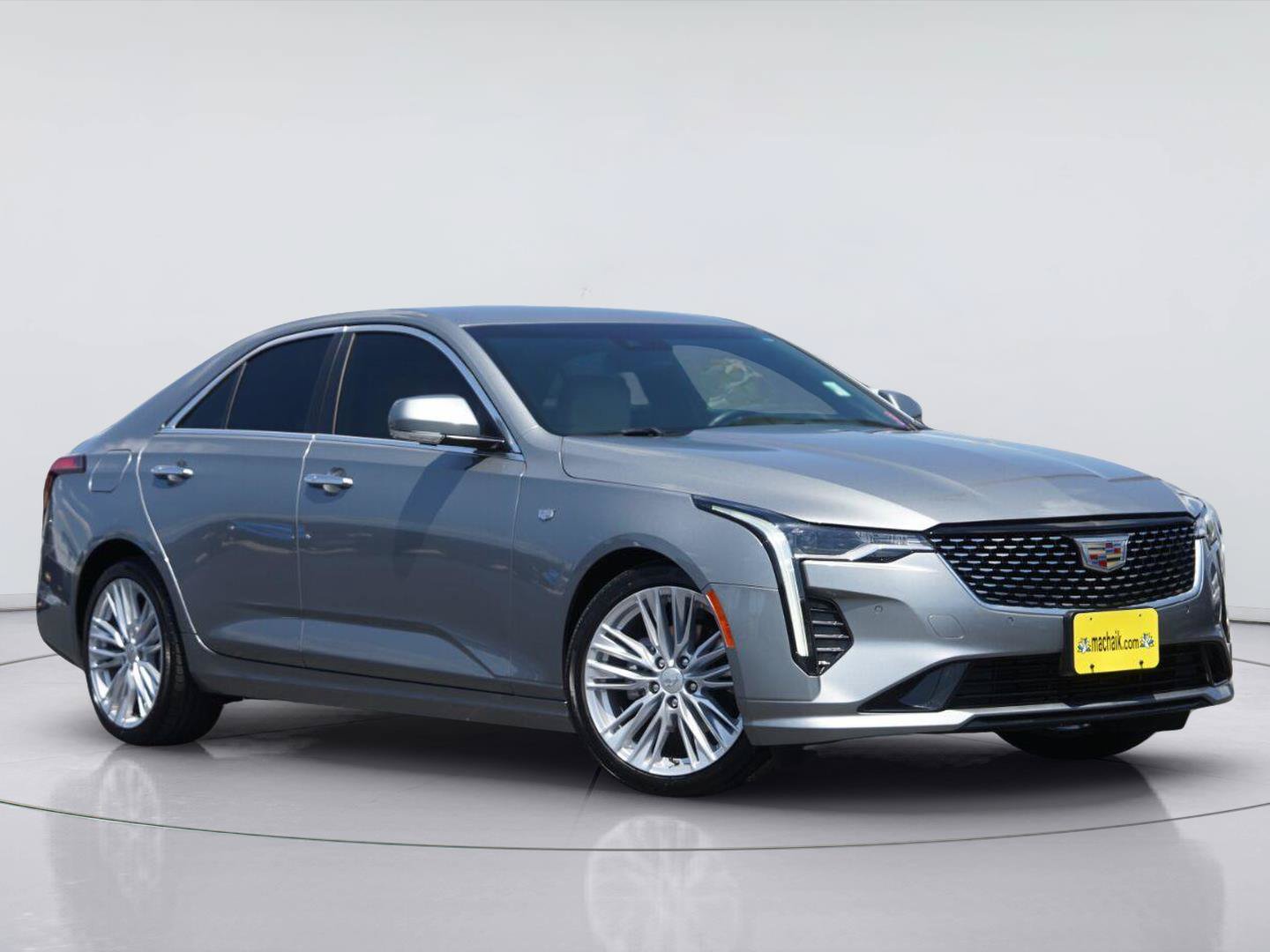 Used 2025 Cadillac CT4 Premium Luxury w/ Technology Package RWD image 2