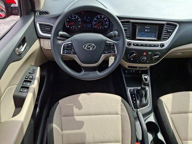 Used 2022 Hyundai Accent SE FWD image 12
