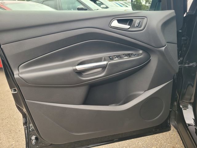 Certified 2018 Ford Escape SE w/ SE Sync 3 Package FWD image 16